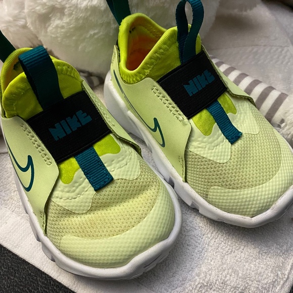 Nike Baby Toddler Summer Lime Green Slip On Flex Runners Sneakers - Picture 2 of 16